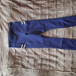 Fabletics Trinity Mid-Rise Pocket 7/8 Pant
